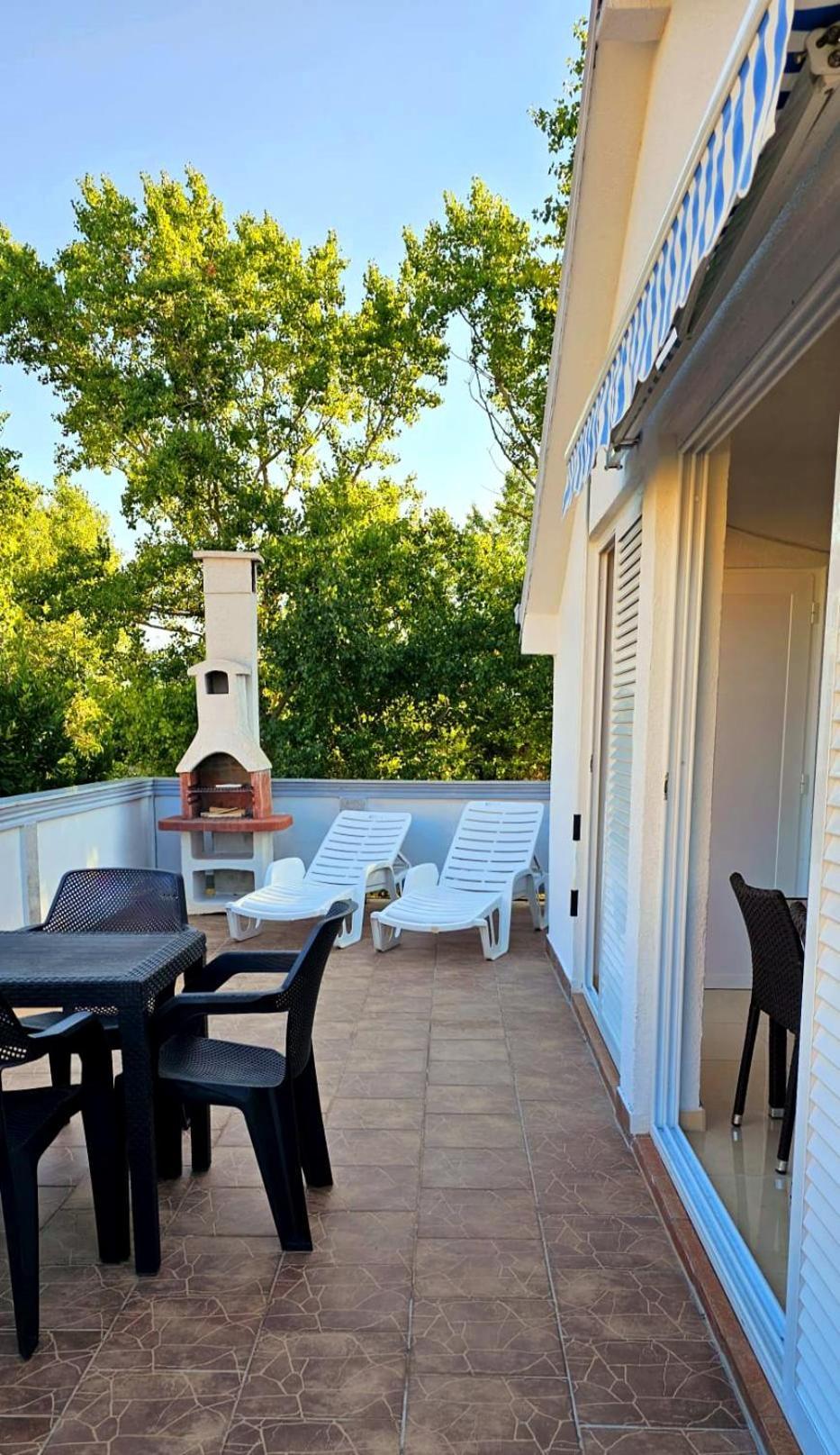 Villa.sunny.nin Nin