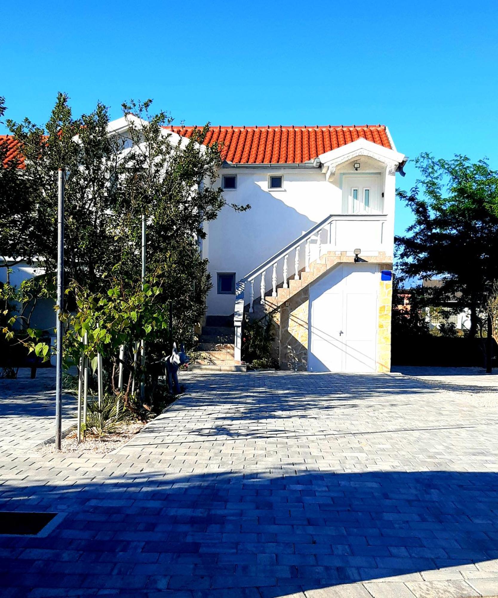 Villa.sunny.nin