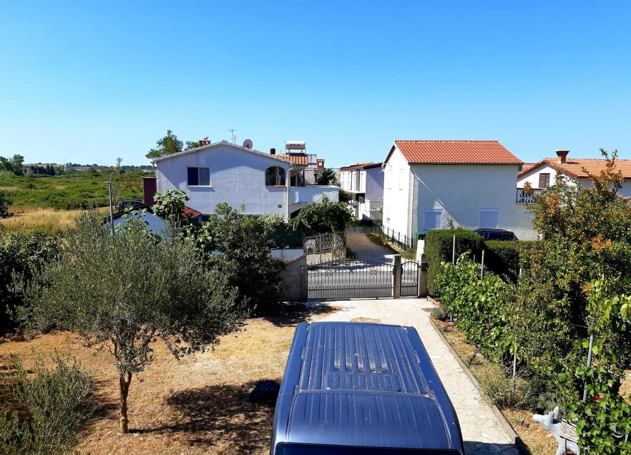 Villa.sunny.nin Lägenhet